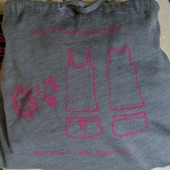 Marc Jacobs Women's PJ Set - Picture 6 of 6